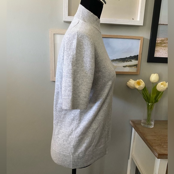 LAFAYETTE 148 NEW YORK
Cashmere Mock-Neck Sweater with Metallic Contrast… - Picture 11 of 17